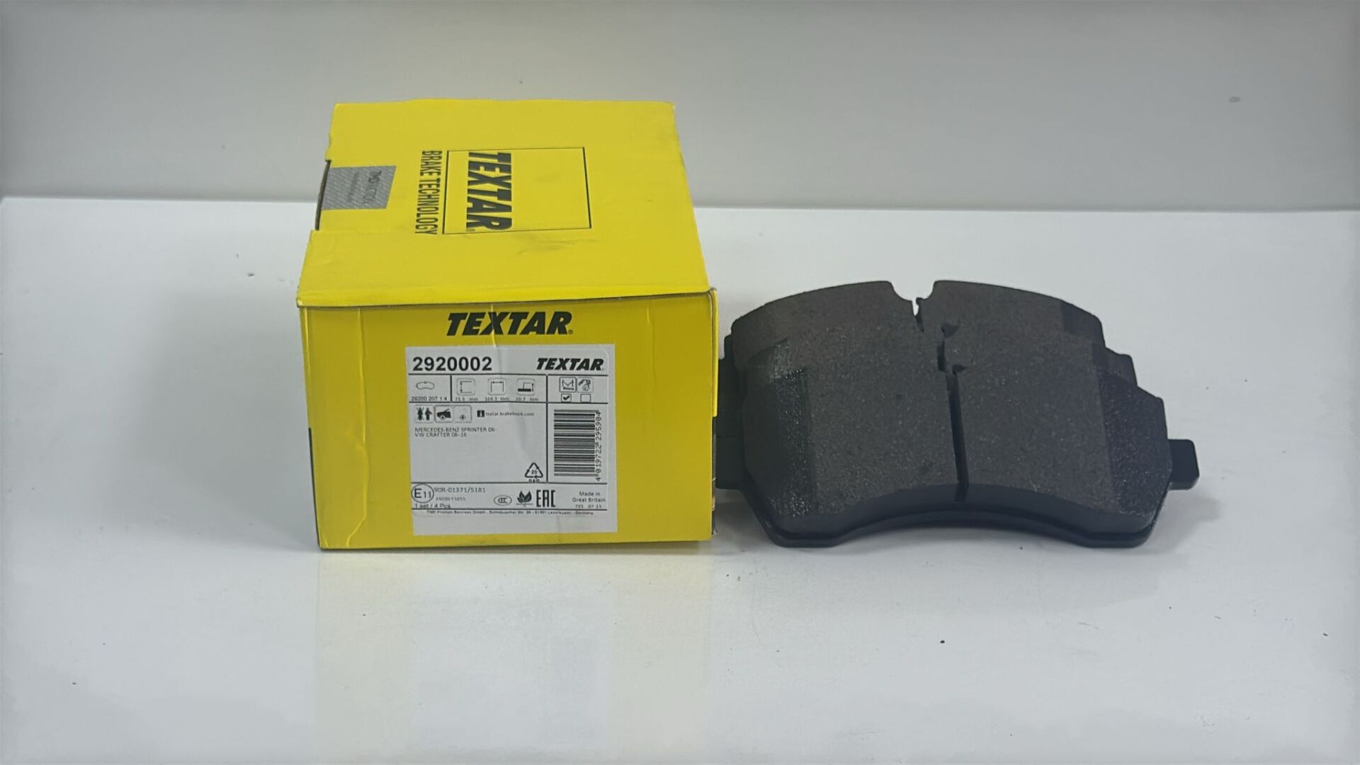 SPRİNTER ÇİFT TEKER ÖN BALATA TEXTAR - 2920002  A0044208220 A9104219000 44206820 0044206820 A0084204720 A9064210300