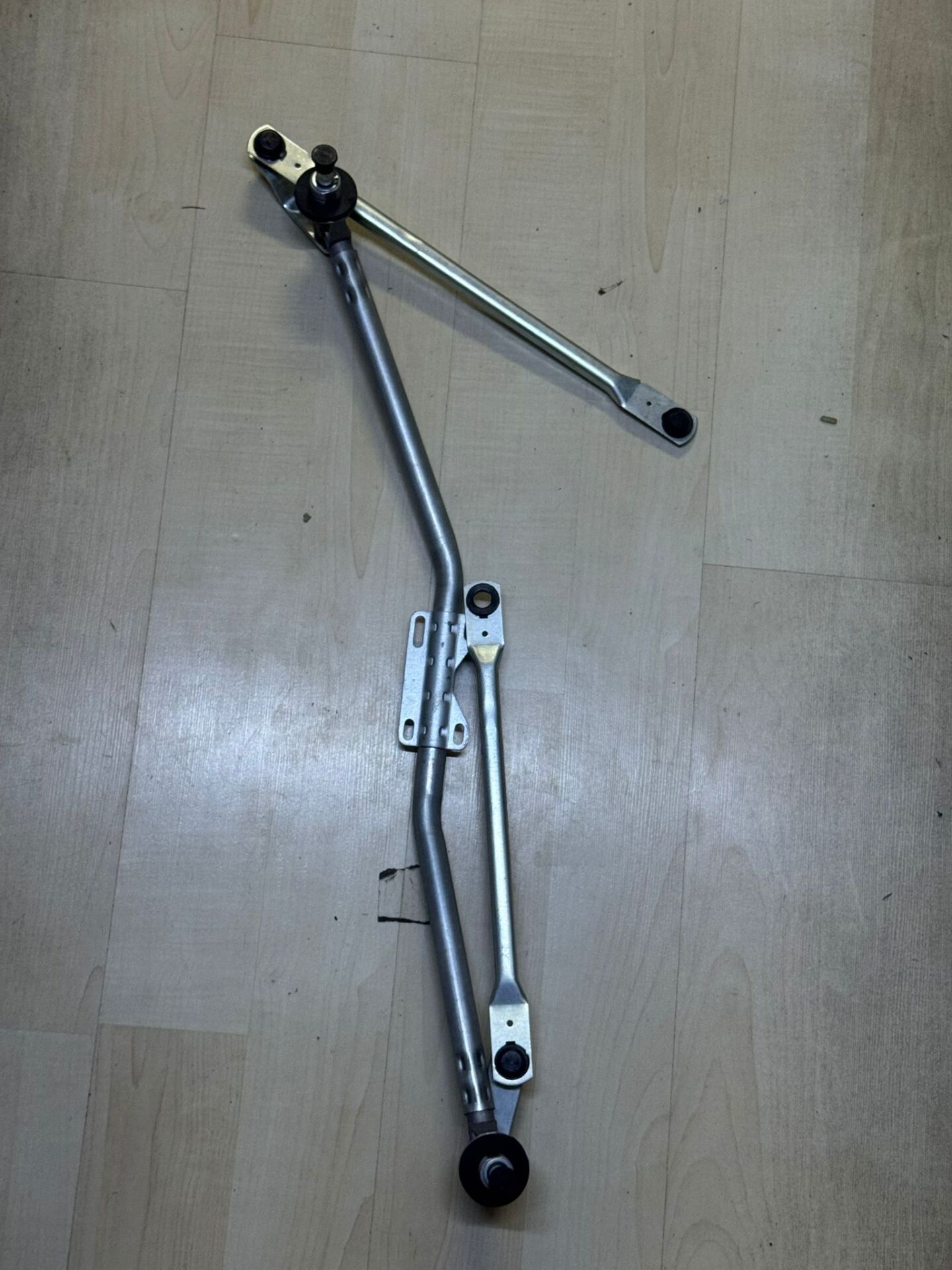 SPRINTER 315 SİLECEK MEKANİZMASI 197007