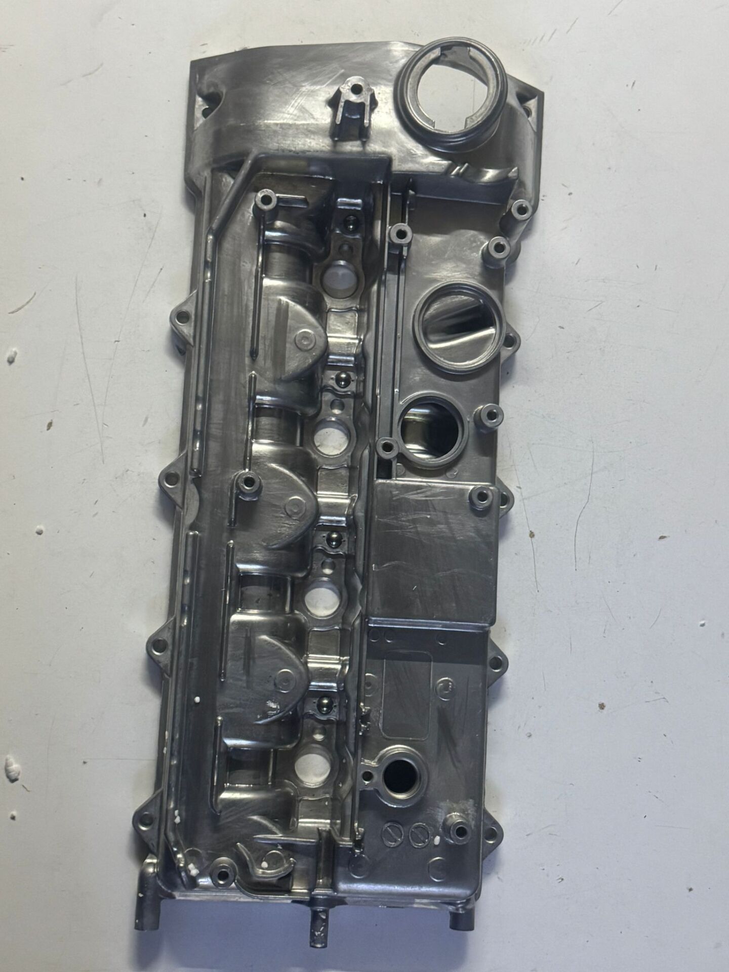 SPRİNTER 313 ESKİ MODEL KÜLBÜTÖR KAPAK 6460101930