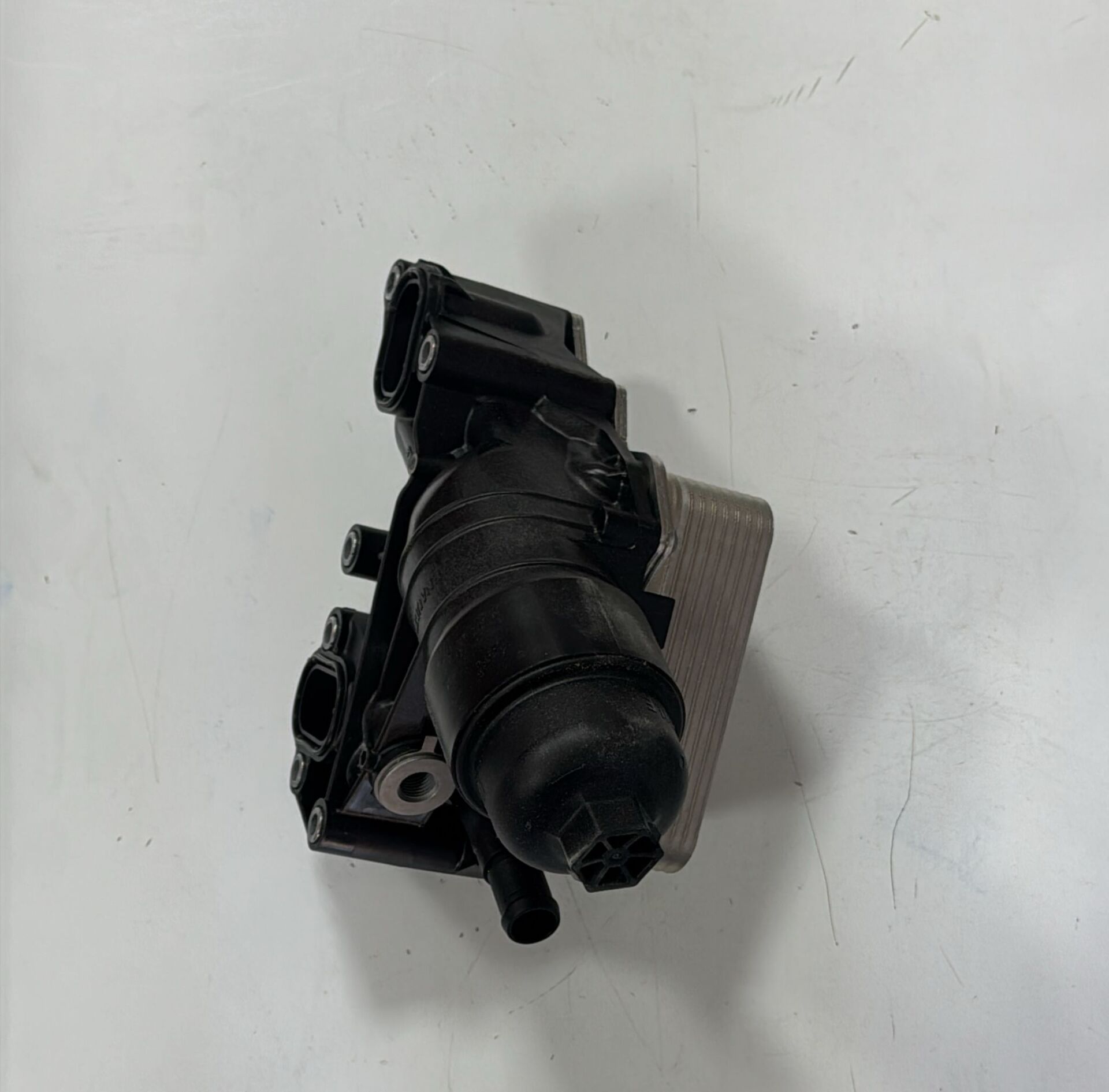 TRAFIC 1.6 MOTOR YAĞ SOĞUTUCU 152085948R