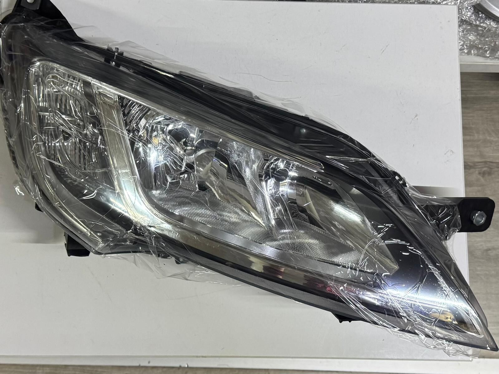 DUCATO YENİ MODEL SAĞ FAR LEDSİZ 505210