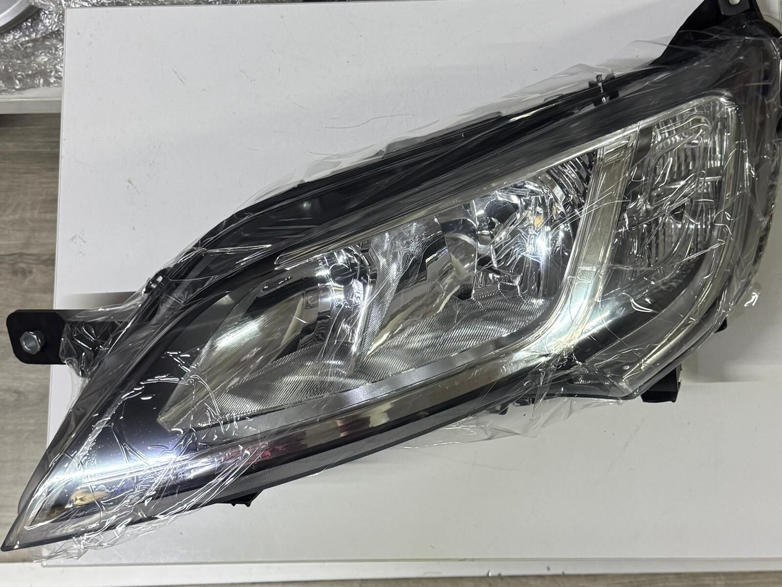 DUCATO YENİ MODEL SOL FAR LEDSİZ 505211