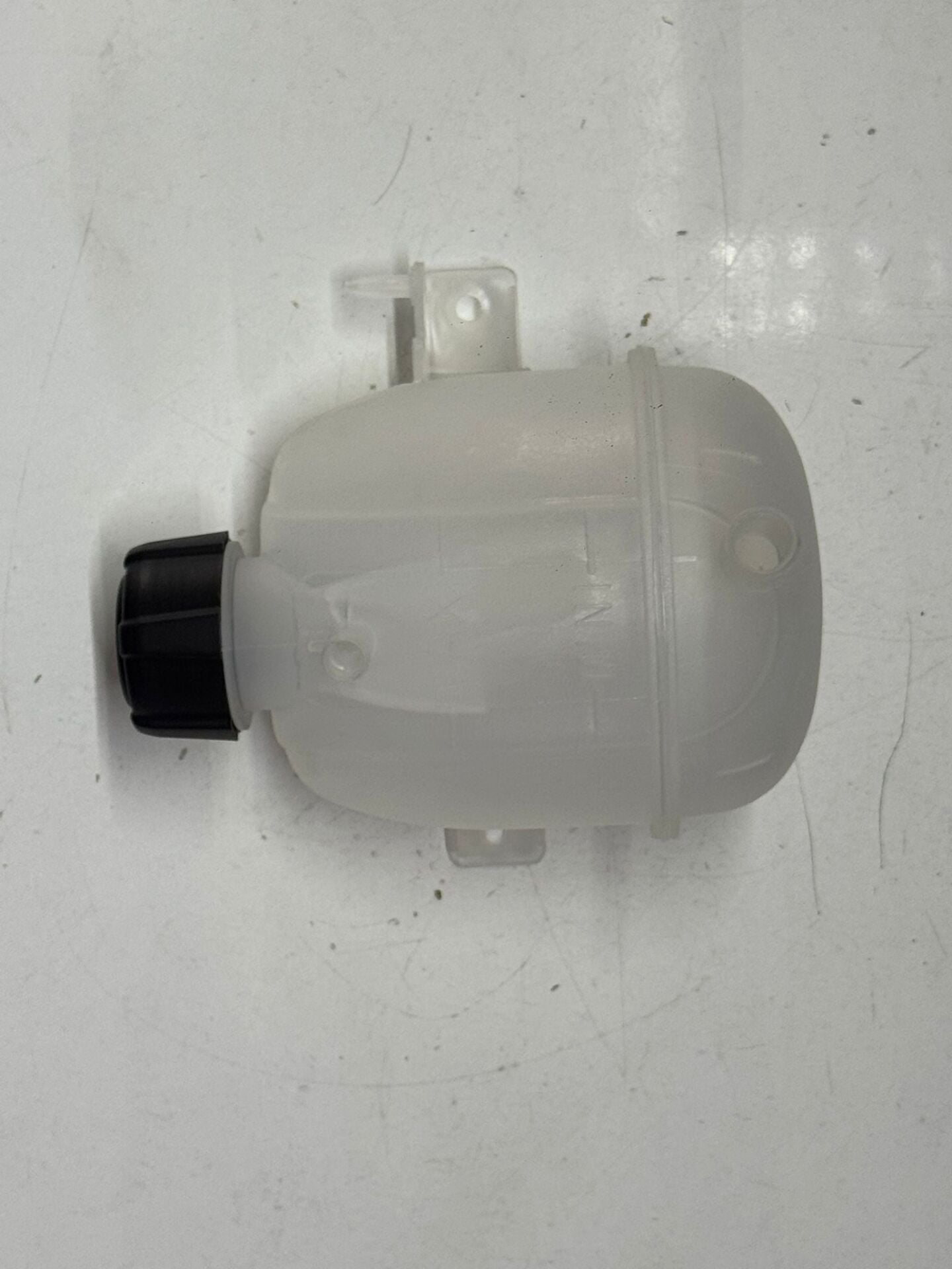 CLIO MEGANE YEDEK SU DEPOSU KR-378